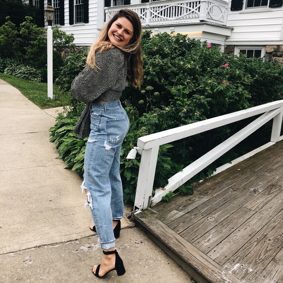 Meet your Posher, Hannah - Picture 1 of 1